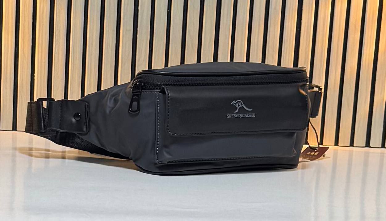 /public/uploads/photos/shares/Suzy bags/IMG_4309.jpeg